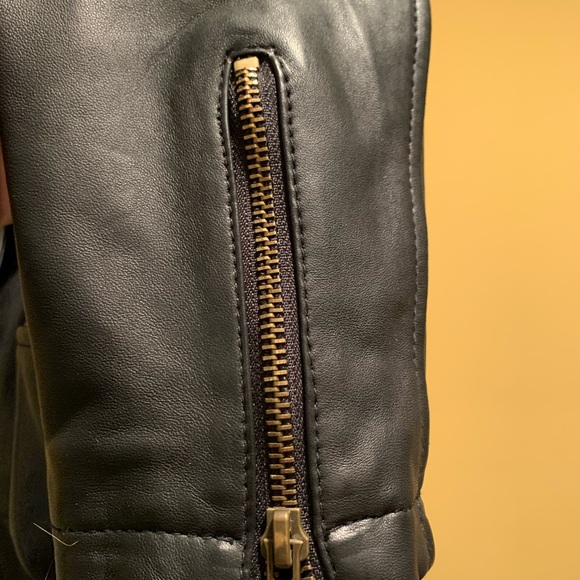 Kixsters Leather Jacket - Picture 7 of 7